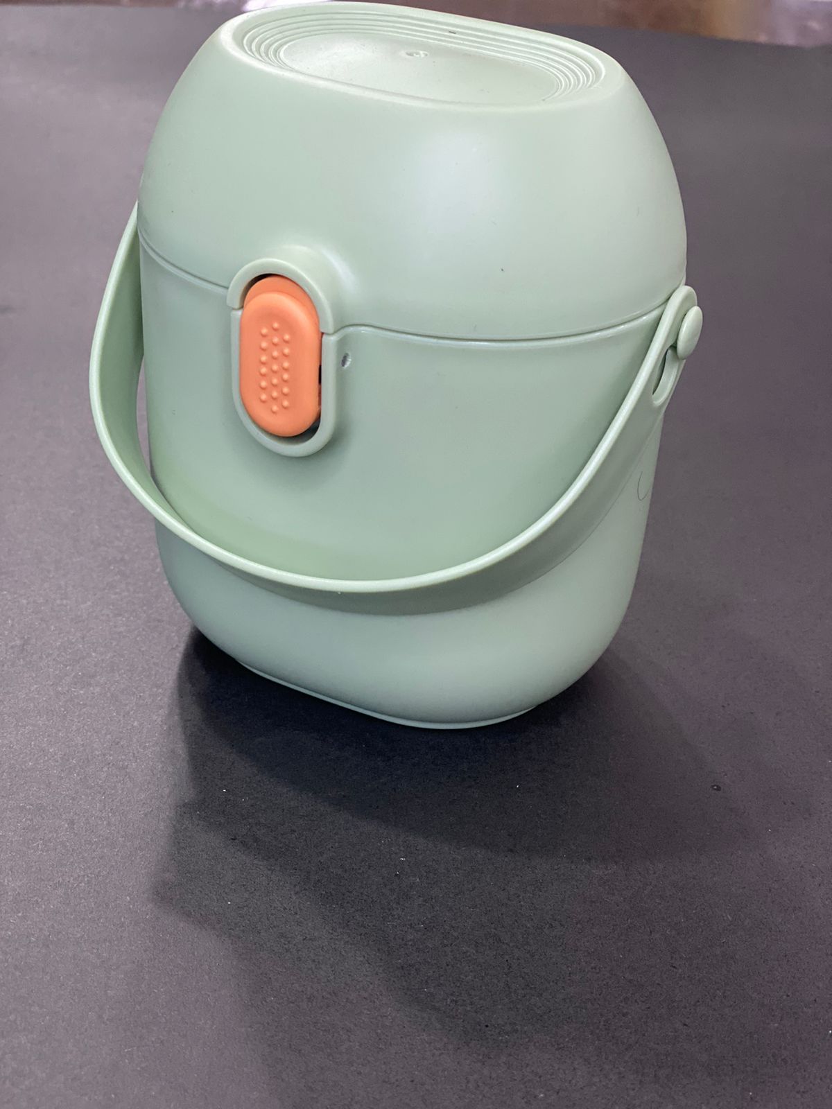 Milk storage container (BA0364)